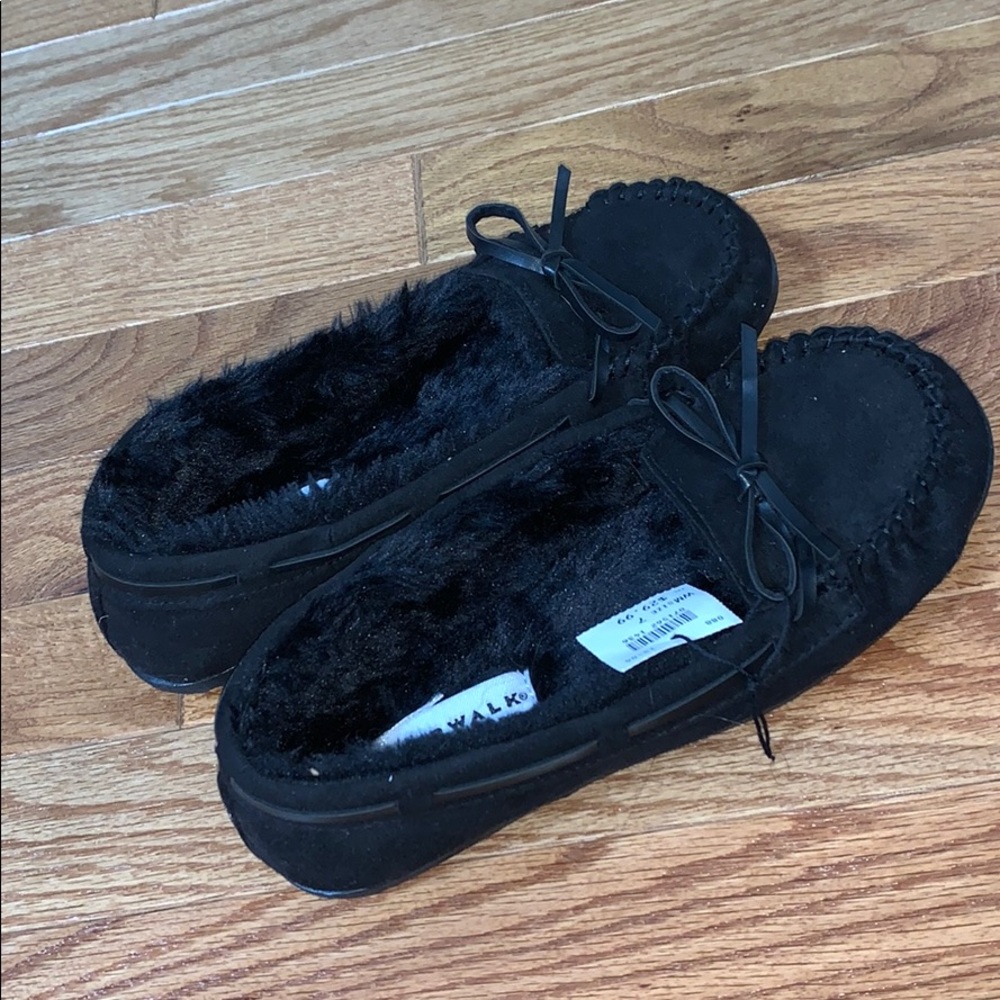 Black Airwalk Moccasins